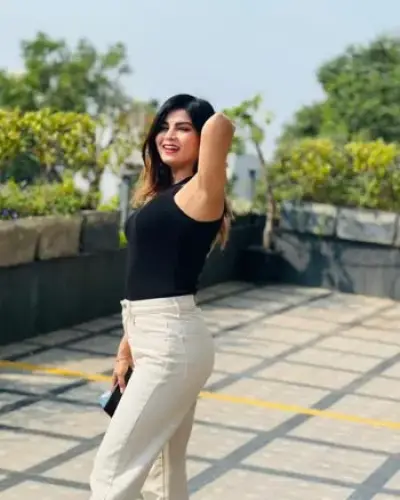 Call Girls Shujalpur Cash On Delivery